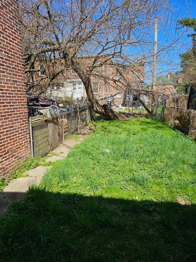 Building Photo - 1103 Baldwin St