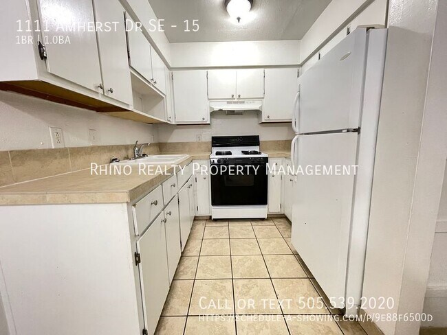 Building Photo - 1111 Amherst Dr SE