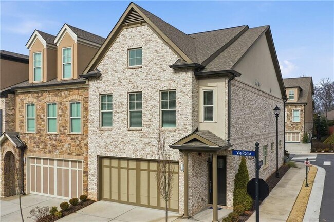 Building Photo - 110 Via Roma