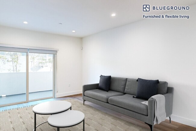 Building Photo - 518 N Gramercy Pl