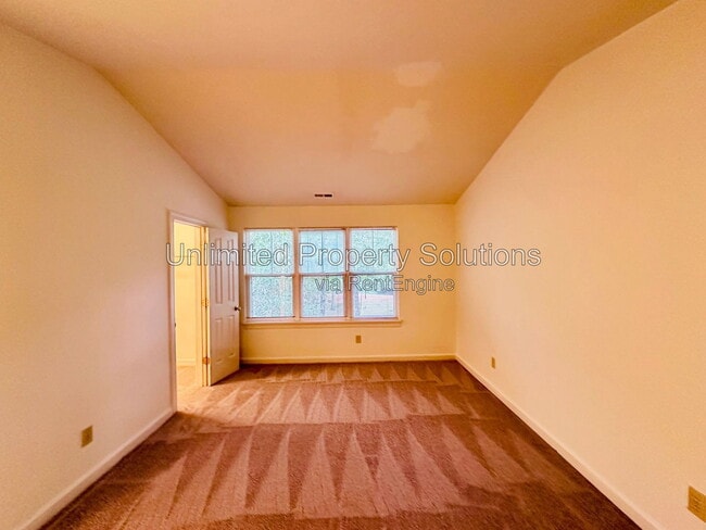 Building Photo - 5813 Wrightsville Ave