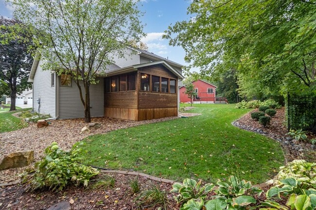 Building Photo - Beautiful Single Family home in Savage
