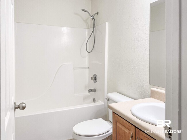Building Photo - 16648 Vanilla Dr