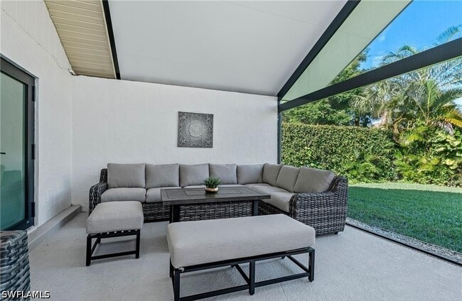 Building Photo - 2307 Queens Way