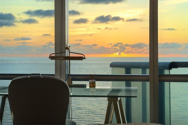 Building Photo - 17121 Collins Ave