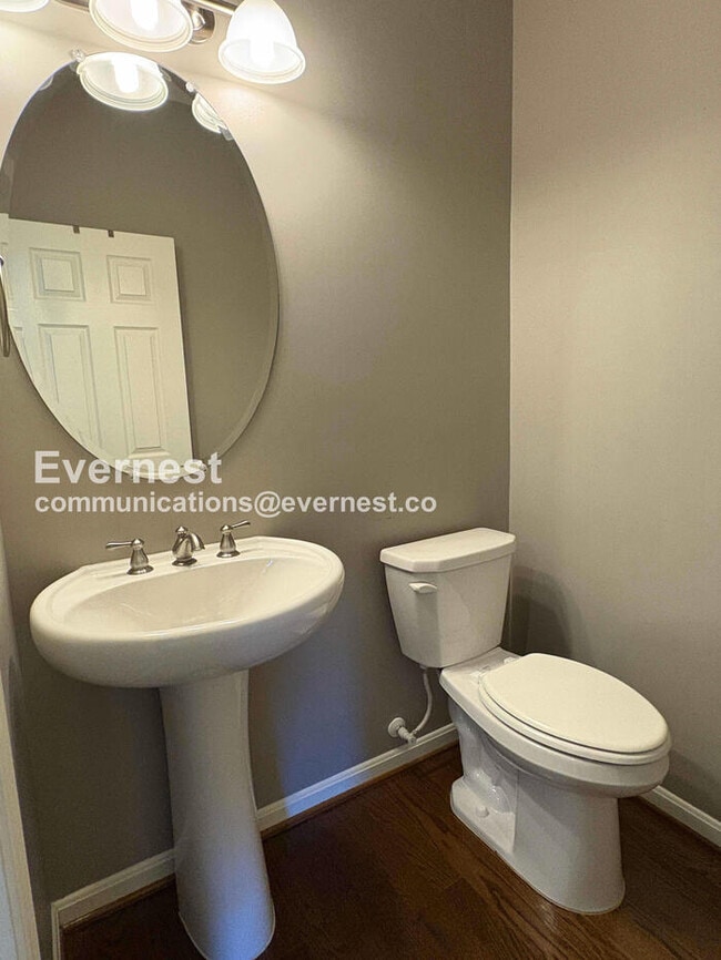 Building Photo - 8134 Villaggio Dr