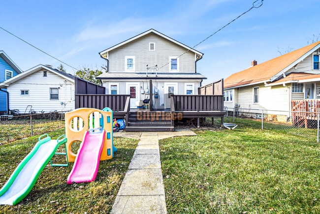 Building Photo - 519 Wallace Ave