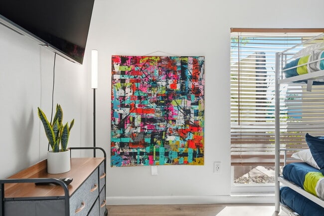 Building Photo - 13609 Heritage Way