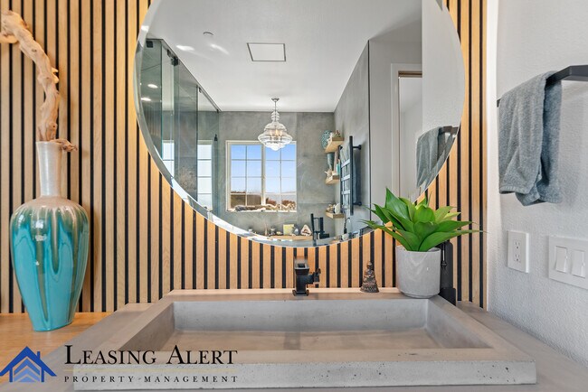Building Photo - 28852 N Iron Village Dr