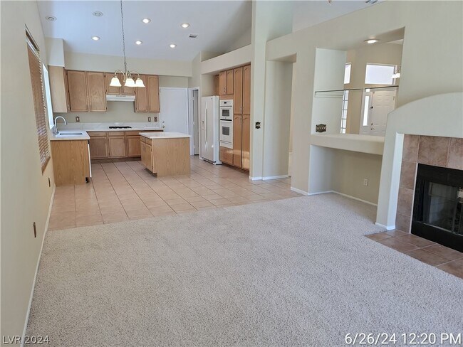 Building Photo - 2700 Copper Cove Dr