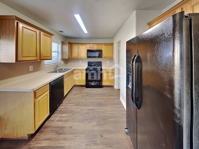 Building Photo - 26114 Cypresswood Dr