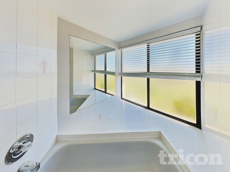 Building Photo - 7321 S Blue Sage