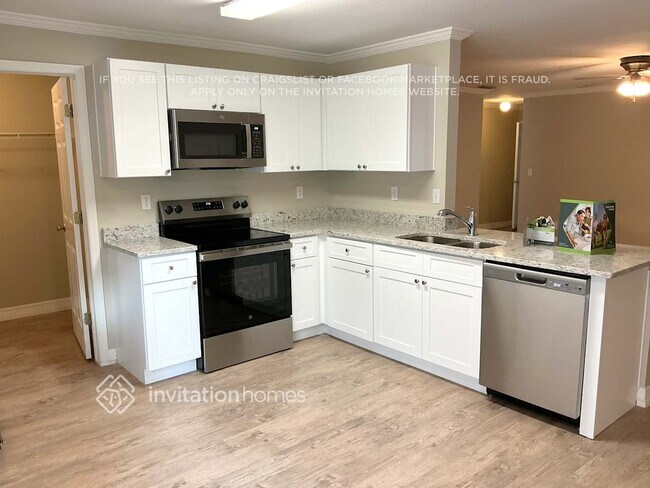 Building Photo - 1065 Guild St