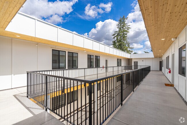 Walkway - Lincoln Street Apartments