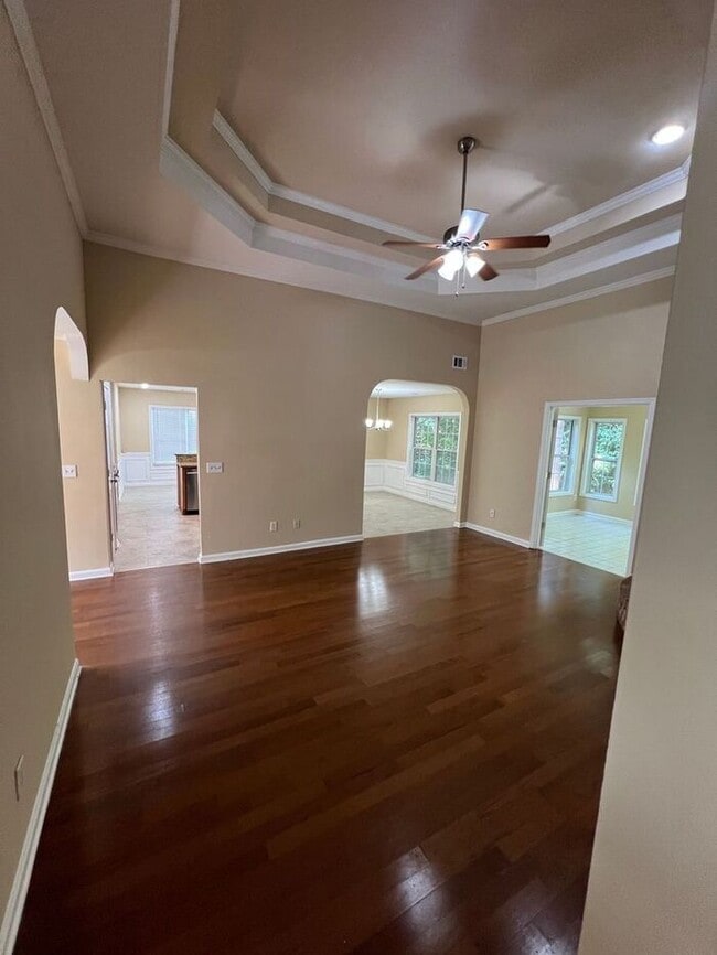 Building Photo - Gorgeous Ranch 4 bedroom 2 bath home in Lawrenceville