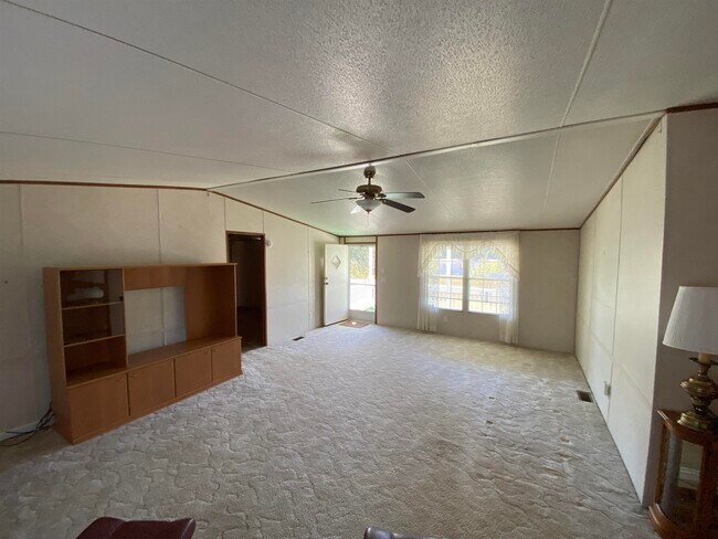 Building Photo - 177 Quail Ridge