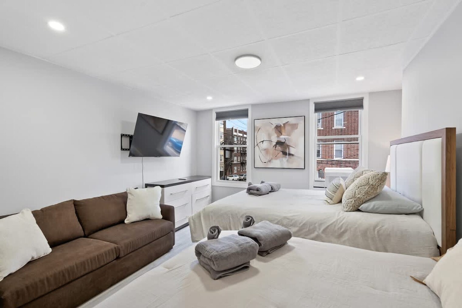 Building Photo - 225 Hancock Ave