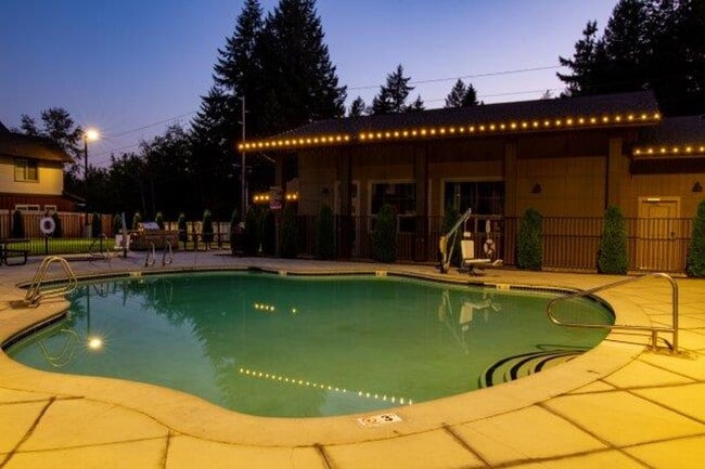 Building Photo - Stunning 1-Bedroom with Upscale Interiors & Open Island Kitchen!