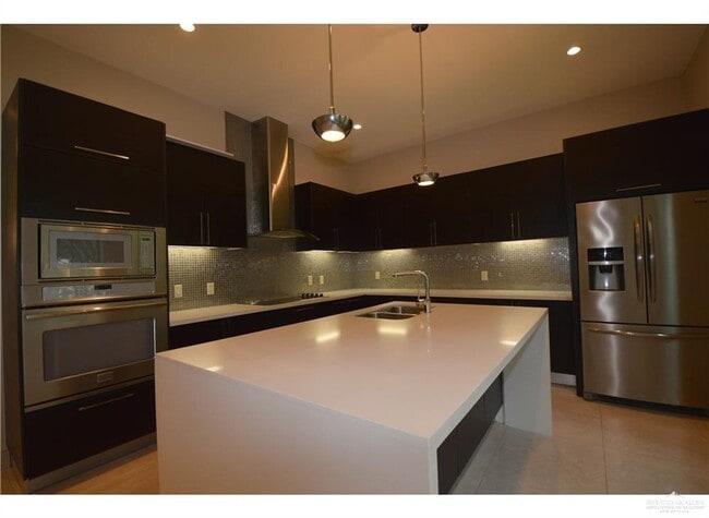 Building Photo - 3600 Denia Ct