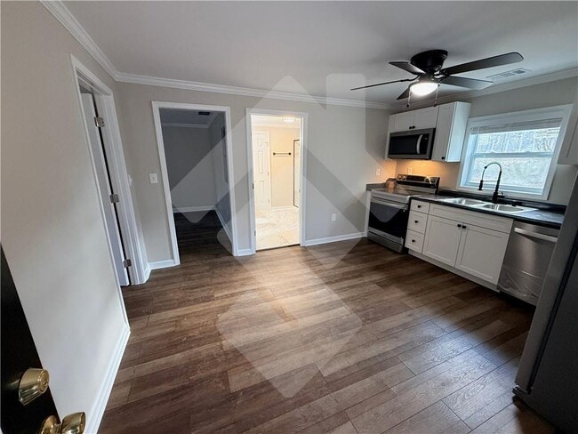 Building Photo - 3927 Dallas Acworth Hwy NW