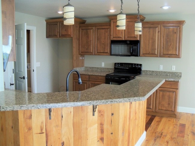 Building Photo - 6240 Gray Hawk Way