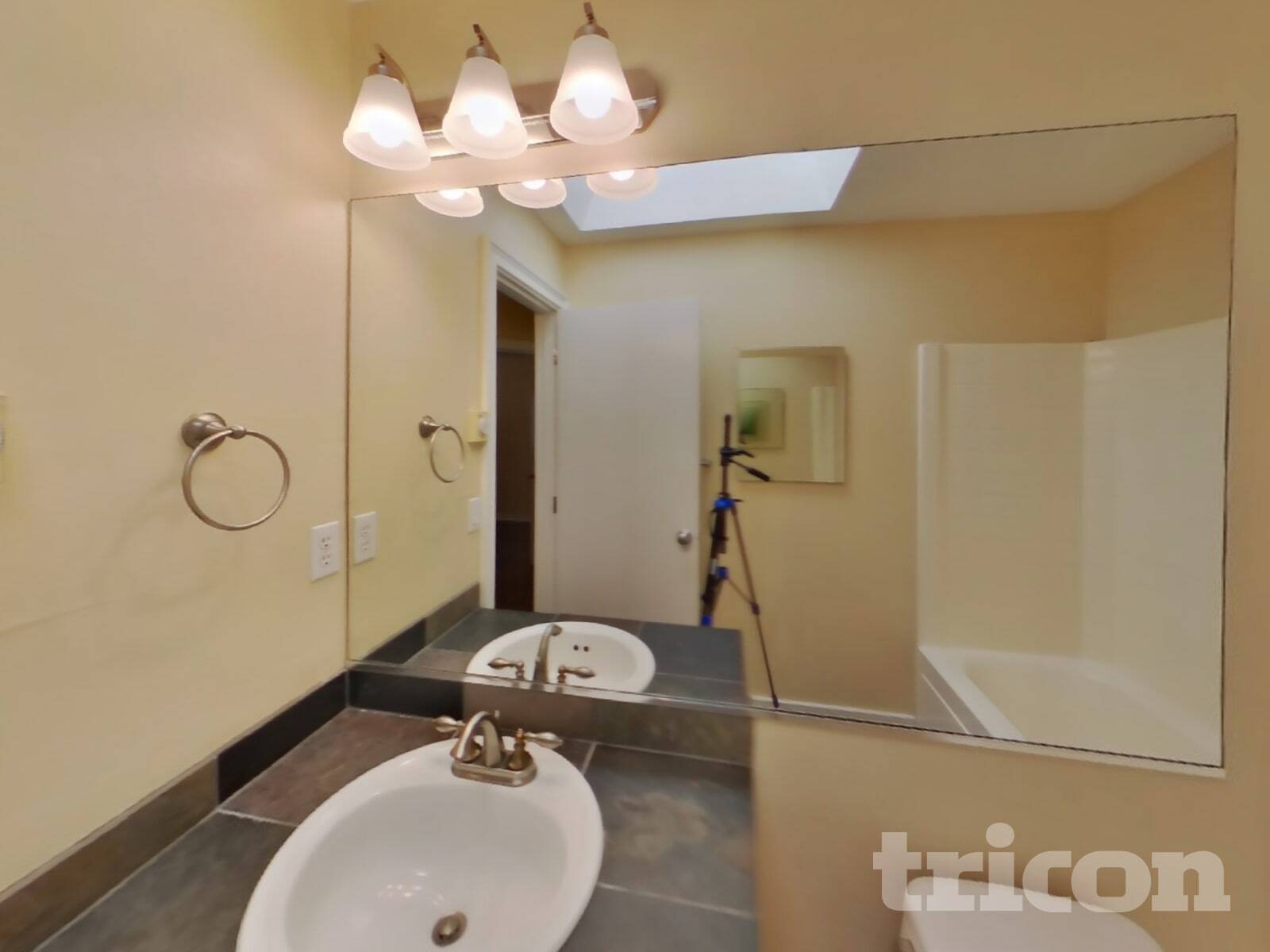 Building Photo - 14628 81st Ave E