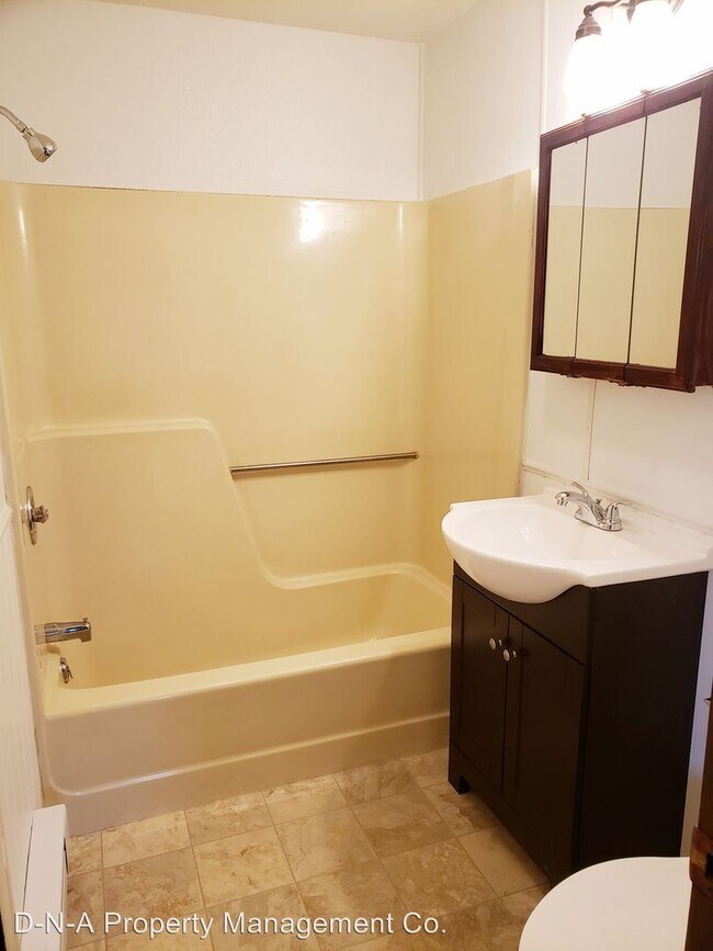 Building Photo - 203 Joy Glen