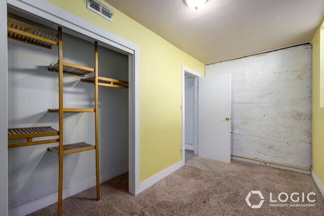Building Photo - Home in Manti