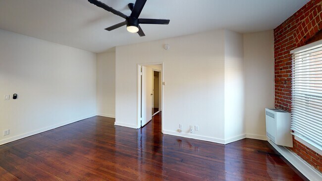 Living room - The Elmwood Apartments