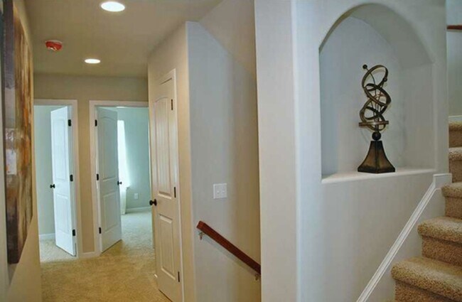 Building Photo - 241 Floridays Way