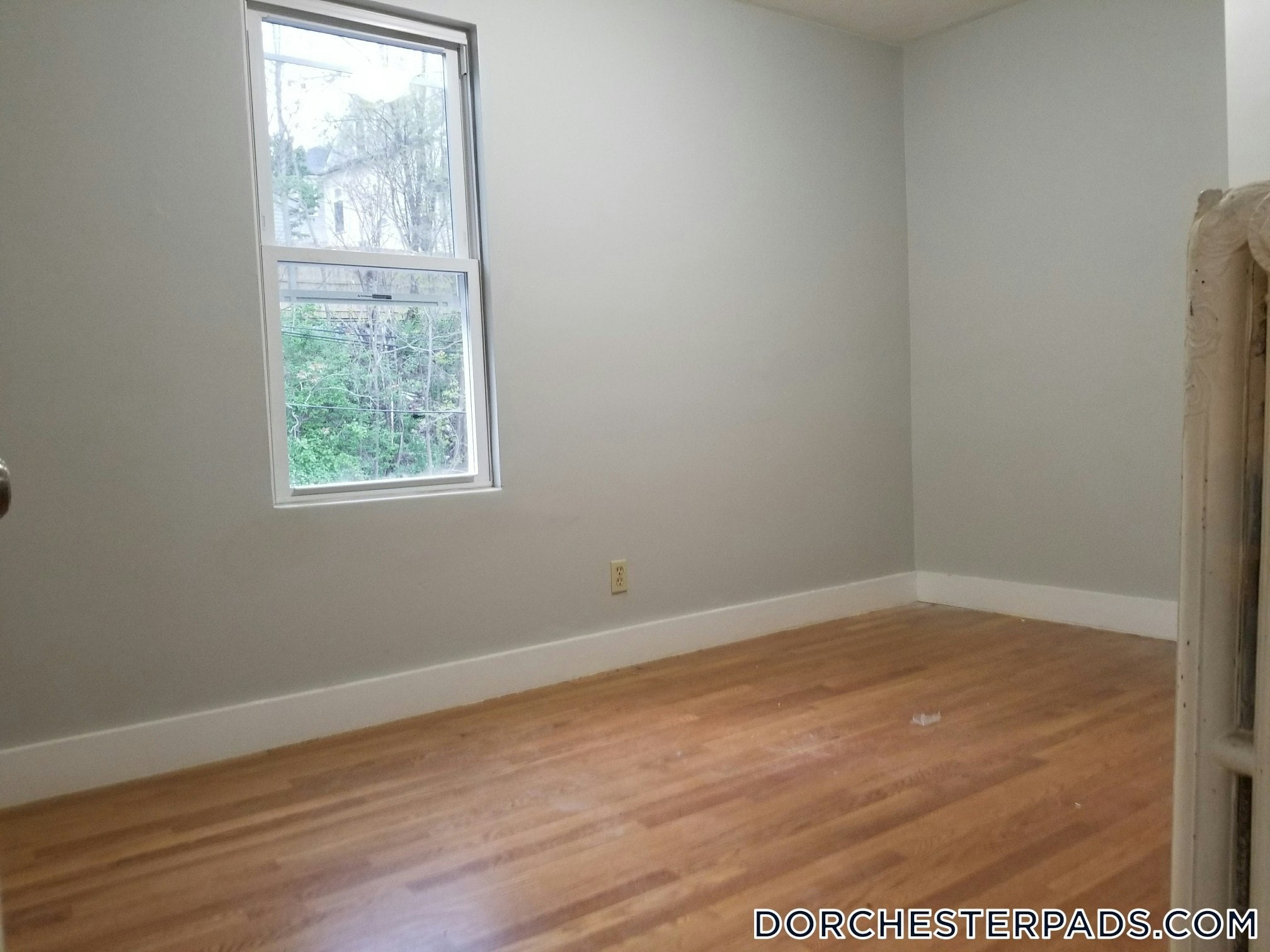 Building Photo - 109 Pleasant St