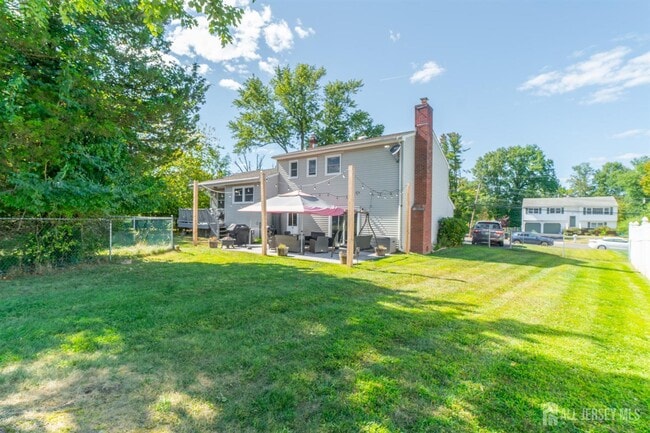 Building Photo - 4 Oakey Dr