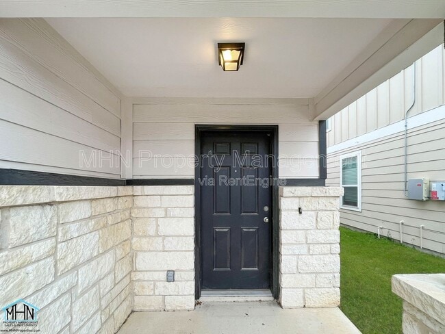 Building Photo - 11935 Sitio Plains