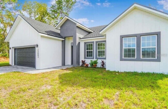 Building Photo - 2410 SW 147th Lane Rd