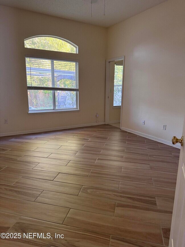 Building Photo - 6675 Morse Glen Ln