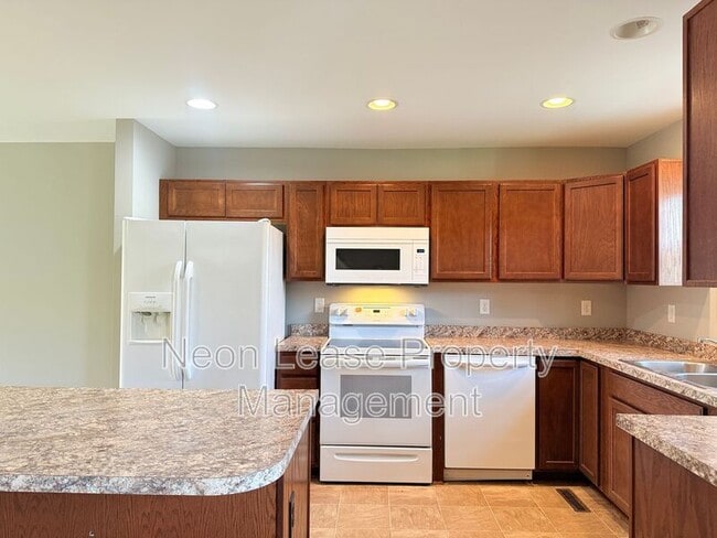 Building Photo - 129 Church St