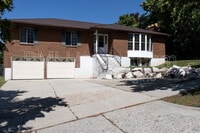 Building Photo - 5095 Taylor Ave