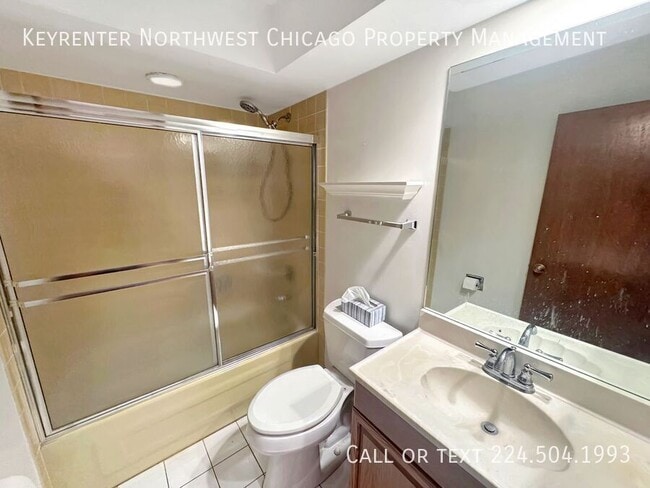 Building Photo - 5015 Dukesberry Ln