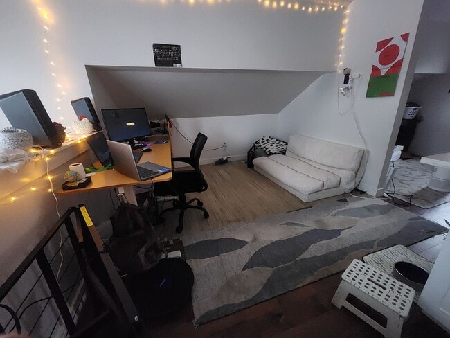 Building Photo - ADU blocks from Tennyson St! Available February 1st!