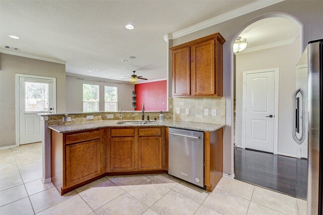 Building Photo - 15003 Telge Lake Trail