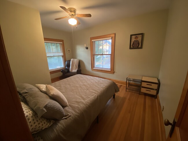 3rd bedroom - 719 Pine St