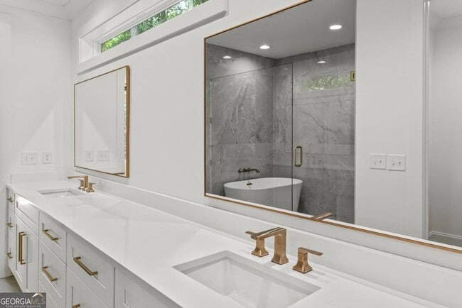 Building Photo - 1721 Osprey Poynte