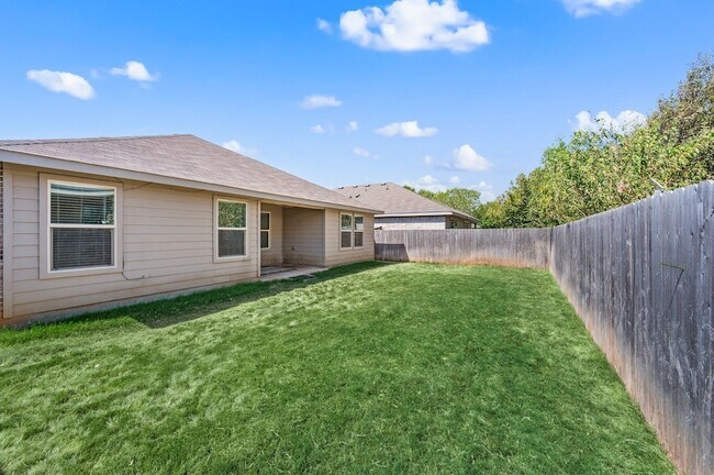 Building Photo - 3132 Newfield Ct