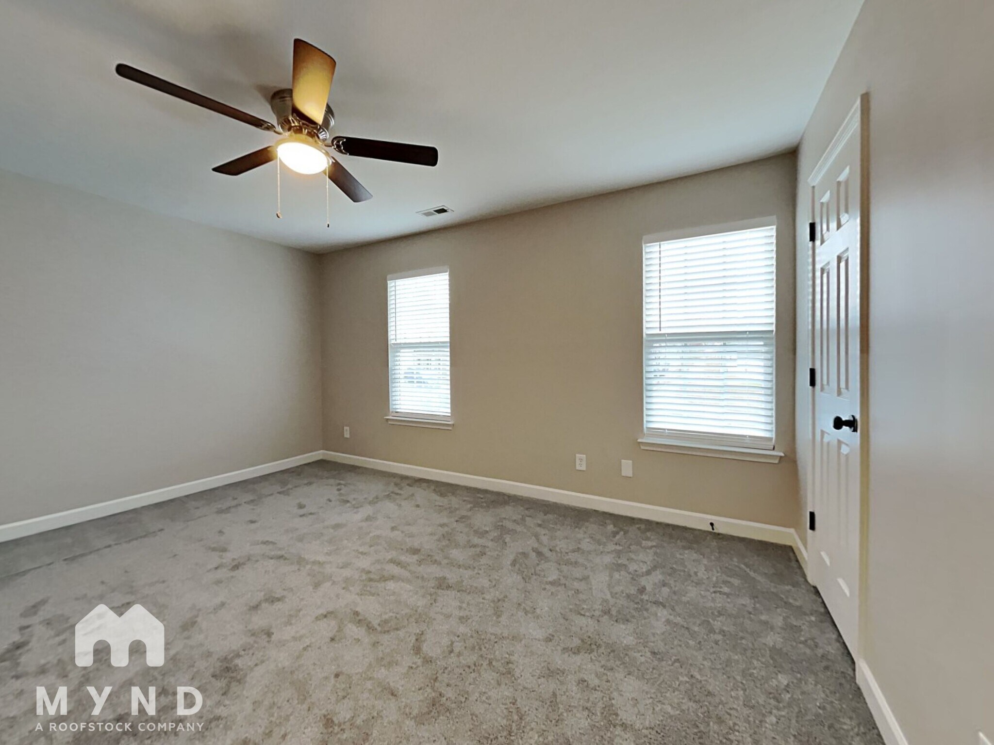 Building Photo - 4132 Broadstairs Dr SW