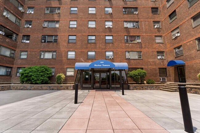 Building Photo - 6515 JFK Blvd E
