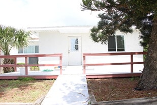 Building Photo - 1215 N Atlantic Ave