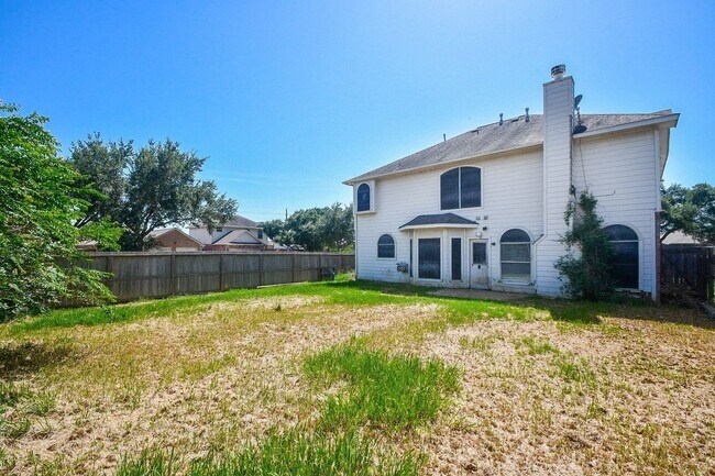 Building Photo - 5214 Mountain Forest Dr