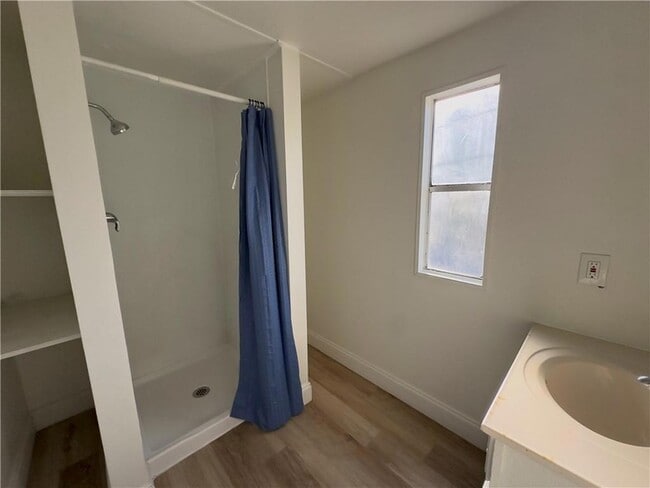 Building Photo - 39459 Cooper Ln