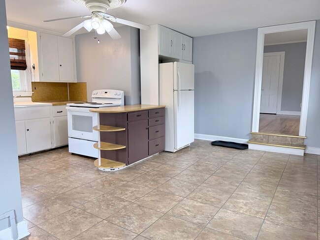 Building Photo - 29 Freestone Ave