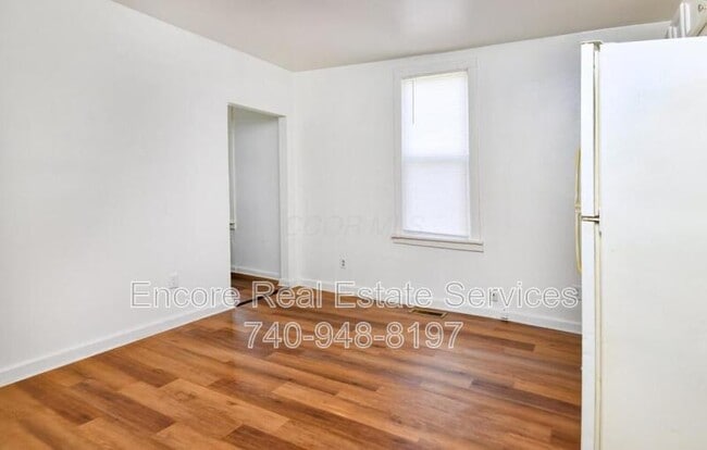 Building Photo - 144 S 3rd St